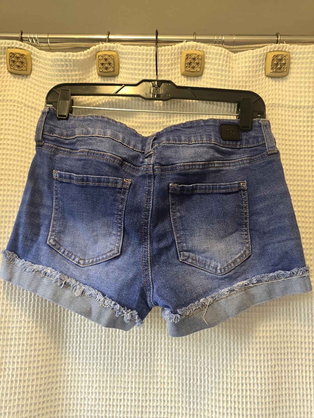 "Celebrity Pink" Blue Jean Shorts Like New Condition Sz 28 Waist